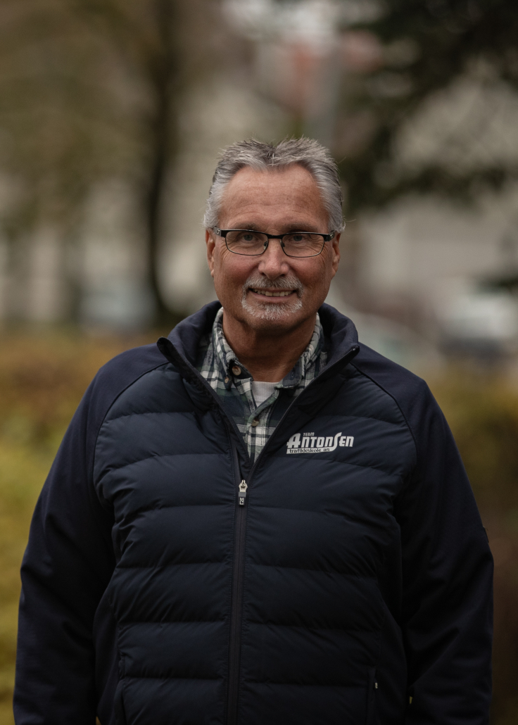 Team Antonsen ansatte Front-35 Team Antonsen ansatte Nils Petter Floan